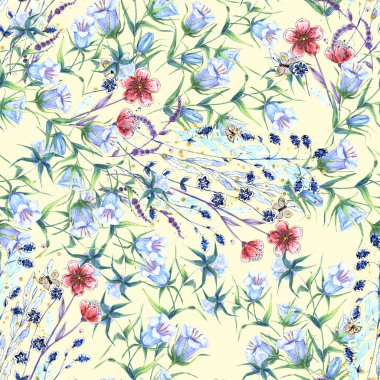 Mavi çan çiçekli suluboya tarla çiçekleri. Krem arkaplanda çiçek deseni..