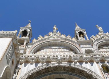 Piazza San Marco 'daki Aziz Mark Kilisesi çeviri St Mark Meydanı Venedik, İtalya