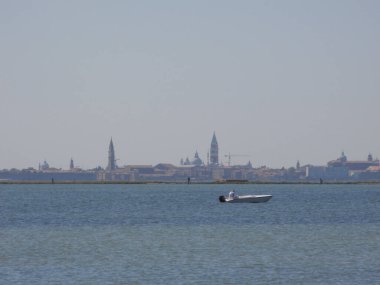 VENICE, İtalya - EPTEMBER 06, 2023: Canale della Giudecca Çeviri: