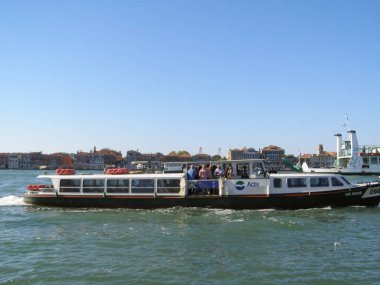 VENICE, İtalya - EPTEMBER 06, 2023: Canale della Giudecca Çeviri: