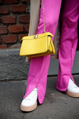 Şubat 2023 'teki Milan Moda Haftası' nda Detaylar Fendi Moda Gösterisinden Sonra