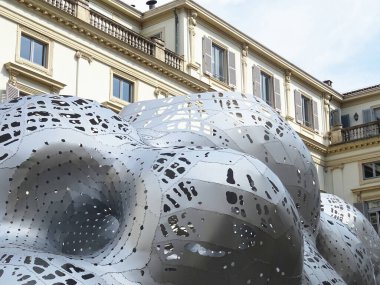 Milan Tasarım Haftası - Nisan 2023 - Marc Fornes 'in stüdyosunun devasa çelik tesisi Thevery many