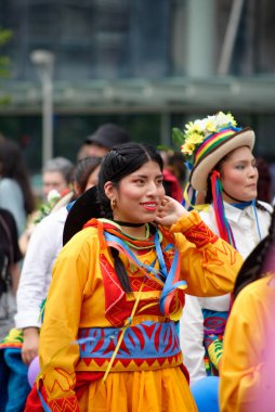 29 Haziran 2024 Milano Pride, İtalya 'nın Milano şehrinde lezbiyen, eşcinsel, biseksüel, transseksüel, aseksüel, eşcinseller ve onların müttefikleri için düzenlenen bir geçit törenidir..