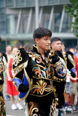 29 Haziran 2024 Milano Pride, İtalya 'nın Milano şehrinde lezbiyen, eşcinsel, biseksüel, transseksüel, aseksüel, eşcinseller ve onların müttefikleri için düzenlenen bir geçit törenidir..