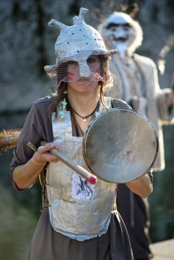 Milano 'daki karnaval benzersiz bir olaydır. Ambrosian ayinine göre diğer İtalyan karnavallarından ayırt edilir..