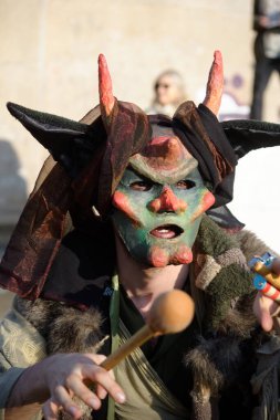 Milano 'daki karnaval benzersiz bir olaydır. Ambrosian ayinine göre diğer İtalyan karnavallarından ayırt edilir..