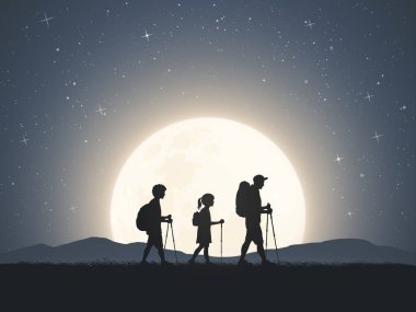 Baba ve çocuklar seyahat eder. Yürüyüş direkleri olan bir aile yürüyüşü. Dolunay