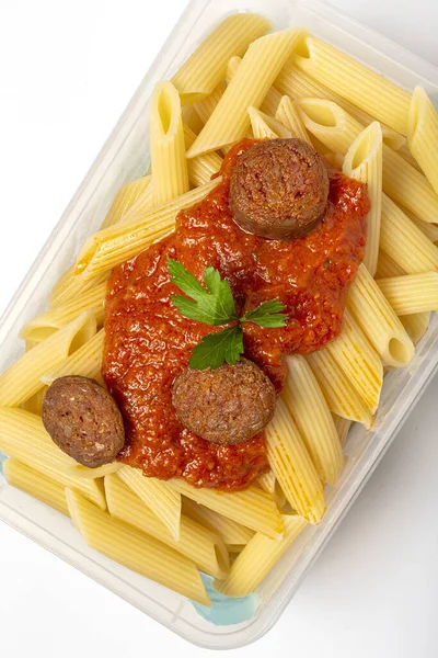 Macaroni Tomato Sauce Chorizo Cheese Plastic Container Ready Eat Take Zdjęcie Stockowe