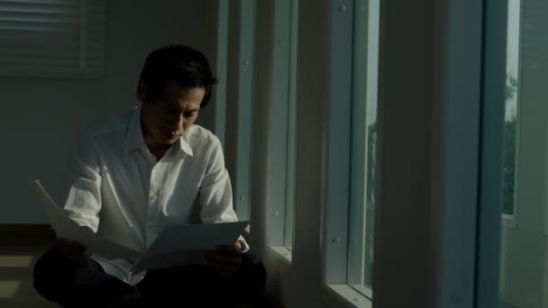 Depresión Enfermedad Mental Hombre Asiático Decepcionado Triste Después Recibir Malas — Vídeos de Stock