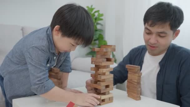 Happy Single Father Playing Learning Games Janga Little Boy Funny — Video