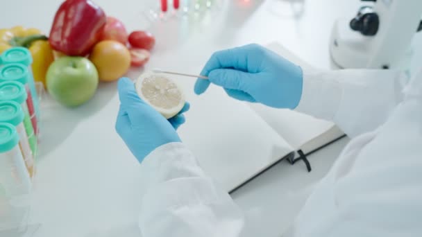 Scientist Check Chemical Fruit Residues Laboratory Control Experts Inspect Concentration — Αρχείο Βίντεο