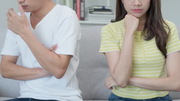 Divórcio Casais Asiáticos Estão Desesperados Desapontados Após Casamento Marido Esposa — Vídeo de Stock