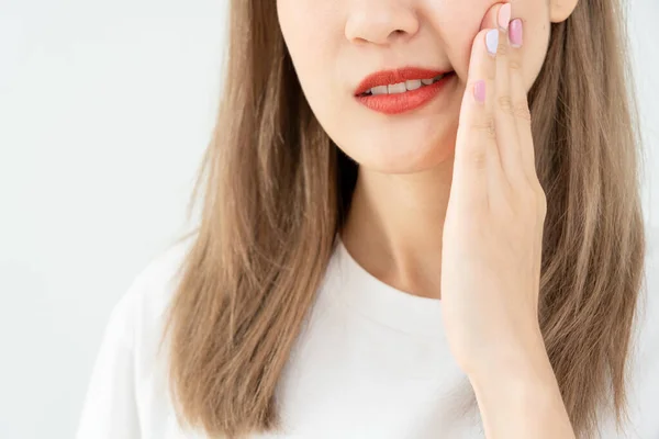 Wanita Asia Merasa Sakit Gigi Dari Gingivitis Perempuan Menderita Gigi — Stok Foto