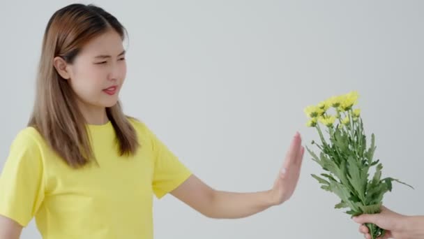 Pollen Allergies Asian Young Woman Sneezing Handkerchief Blowing Wipe Allergic — Stock Video