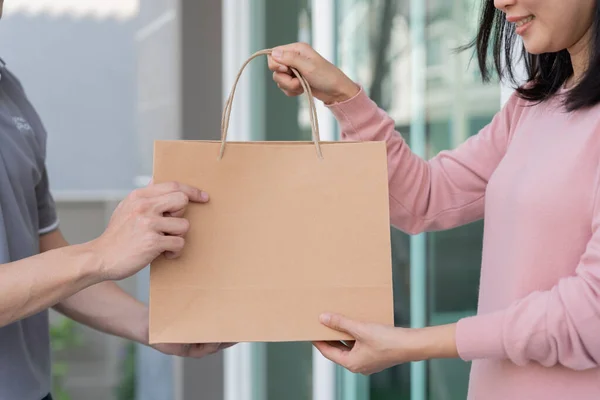 Happy Smiling Asian Woman Receives Paper Bag Parcel Food Courier — 스톡 사진