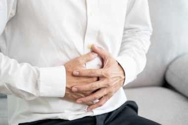 Mide ağrısı. Erkeklerin karın ağrısı, hazımsızlık, mide iltihabı, mide iltihabı, mide iltihabı, ishal, şişkinlik, kolon kanseri, karın iltihabı, gıda zehirlenmesi, mide zehirlenmesi, asit reflüsü