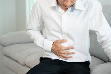 Mide ağrısı. Erkeklerin karın ağrısı, hazımsızlık, mide iltihabı, mide iltihabı, mide iltihabı, ishal, şişkinlik, kolon kanseri, karın iltihabı, gıda zehirlenmesi, mide zehirlenmesi, asit reflüsü