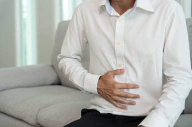 Mide ağrısı. Erkeklerin karın ağrısı, hazımsızlık, mide iltihabı, mide iltihabı, mide iltihabı, ishal, şişkinlik, kolon kanseri, karın iltihabı, gıda zehirlenmesi, mide zehirlenmesi, asit reflüsü