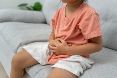 Mide ağrısı. Çocukların karın ağrısı, hazımsızlık, mide iltihabı, regl sancıları, gaz çıkarma, ishal, şişkinlik, kolon kanseri, karın iltihabı sorunu, gıda zehirlenmesi, karın ağrısı, karın ağrısı.