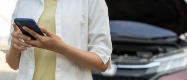 Kayıp araba anahtarları yerde, araba anahtarları yere düştü ya da evin önünde yere düştü. Kayıp Araba Anahtarından Uzaklaşmak, ışınlanamıyor, ekspres yapamıyor, acele edemiyor, geçmiş zaman, acil durum