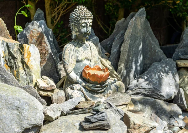 Estatua Buddha Jardín Piedra —  Fotos de Stock
