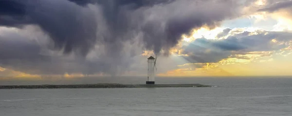 Lighthouse Windmill Stawa Mlyny Swinoujscie Baltic Sea Poland — Stock Photo, Image