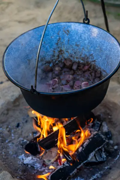Kettle Beef Fire — Stock Photo, Image