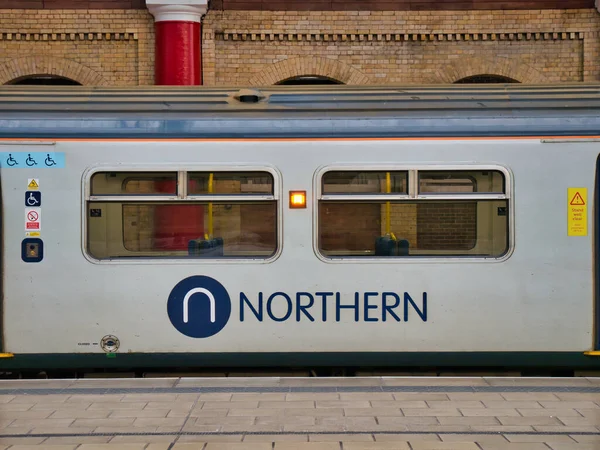 Marque Entreprise Sur Wagon Train Northern Trains Gare Liverpool Lime — Photo