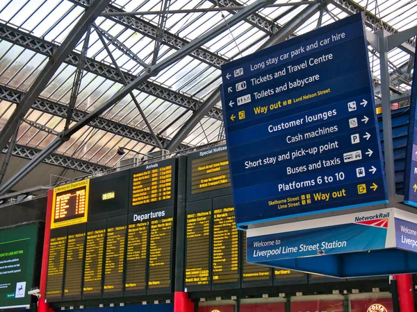 Gare Liverpool Lime Street Panneau Rectangulaire Bleu Avec Lettrage Blanc — Photo