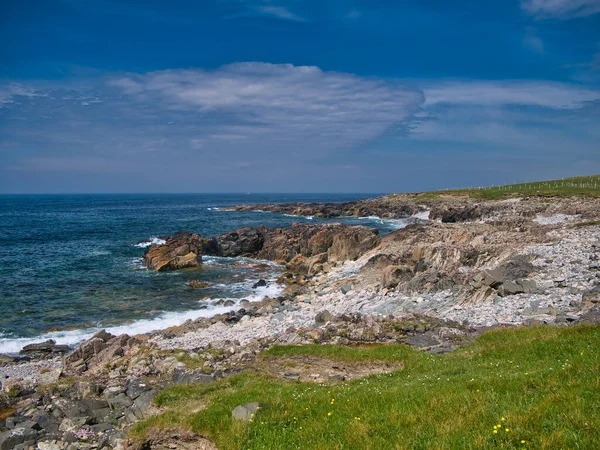 Скалистое Атлантическое Побережье Острова Льюис Внешних Гебридах Шотландия Великобритания Снято — стоковое фото