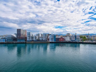 Bodo, Norveç - 18 Haziran 2024: Norveç 'in Bodo kıyı kasabasının binaları.