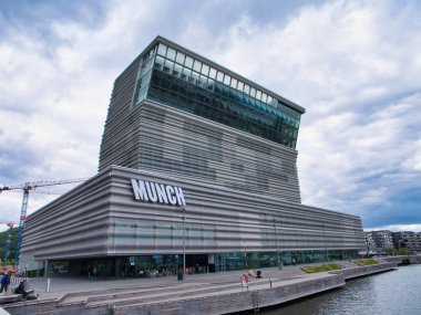 Oslo, Norveç - 12 Haziran 2024: Norveç 'in Oslo kentindeki Munch Müzesi, Norveçli sanatçı Edvard Munch' un yaşamı ve çalışmalarına adanmıştır..