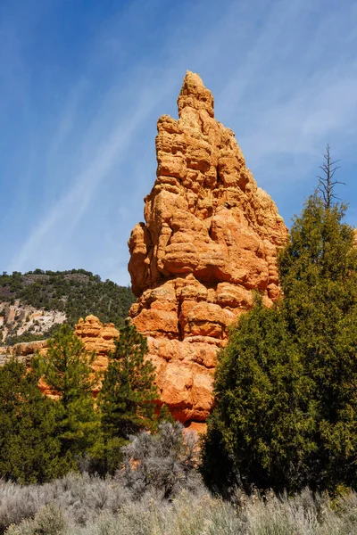 Güney Utah 'ta 12. Otoyol' daki Altın Duvar Yolu 'na bakın.