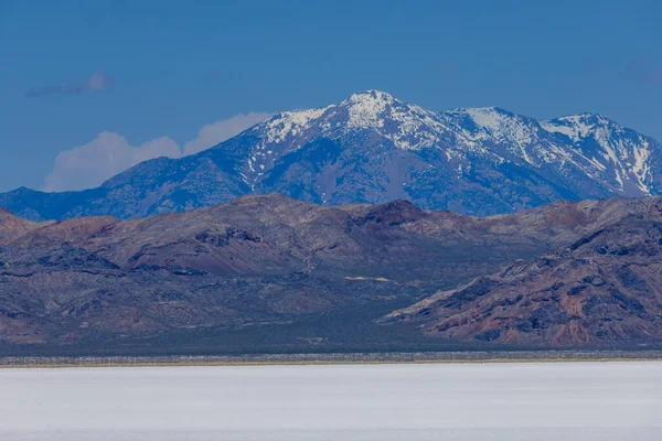 Krajobraz Bonneville Salt Flats Wschodnim Utah Pasmem Górskim Silver Island Obraz Stockowy