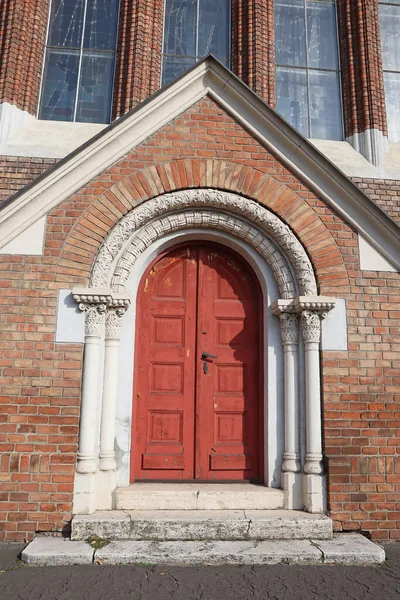 Tür Und Fenster Der Griechisch Katholischen Kirche Debrecen — Stockfoto