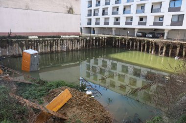 High water at the construction site