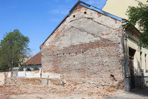 Mur Briques Après Démolition Vieux Bâtiment — Photo
