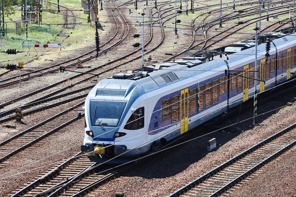 Passagerartåg Järnvägsspår — Stockfoto