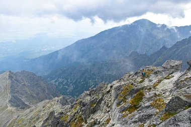 Slovakya 'daki Tatra dağı sonbahar zamanı