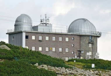 Slovakya 'daki Tatra Dağı' nda astronomik gözlemcinin inşası