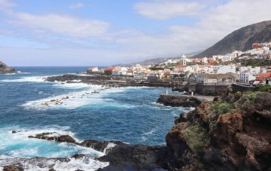 Köylü bir Tenerife manzarası