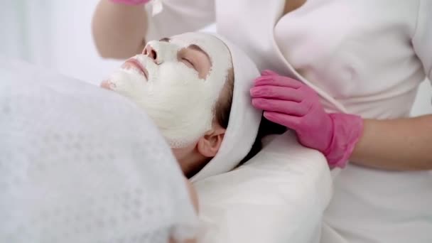 Tratamientos Belleza Con Mascarillas Tratamientos Faciales Completos Los Mejores Cosmetólogos — Vídeos de Stock