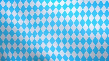 Beyaz ve mavi elmas desenli Bavyera bayrağının video animasyonu - kusursuz döngü.