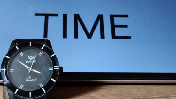 Jaipur India Marzo 2024 Imágenes Elegante Reloj Pulsera Negro Disparado — Vídeo de stock