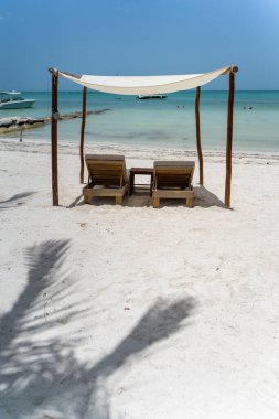 pueblos y playas con el encanto del caribe mexicano