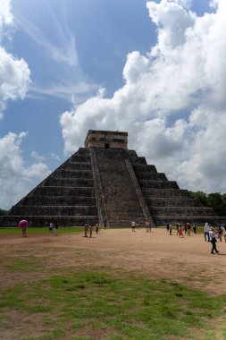 arkeoloji y arkeoloji y templos maya de chitzen itzatemploes maya de chitzen itza