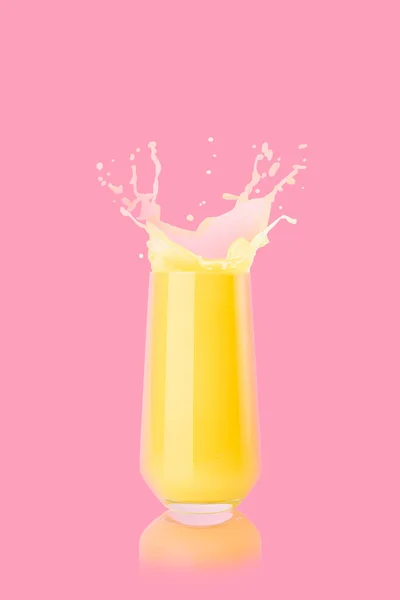 Gelber Orangensaft Glas Mit Reflexion Helle Spritzer Fliegende Tropfen Pastellrosa — Stockfoto