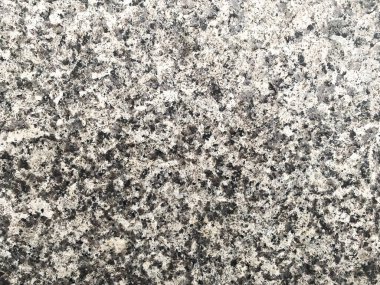 Buruşuk efektli beyaz boyanmış beton zemin projene doku ekliyor..