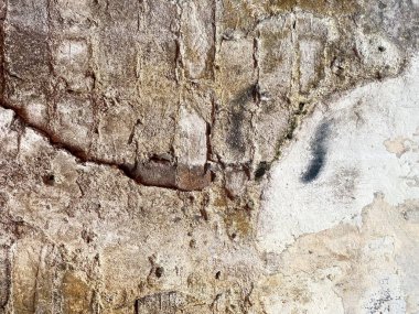 İzole edilmiş beton zemin, yaratıcı çabalarınız için eşsiz bir yüzey sağlıyor..