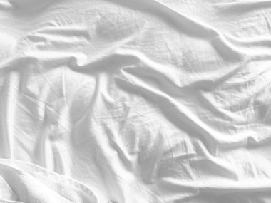 Görsel olarak baş döndürücü beyaz bir arka plan. Karmaşık desenini ve pürüzsüz dokusunu vurgulamak için kusursuz örülmüş..